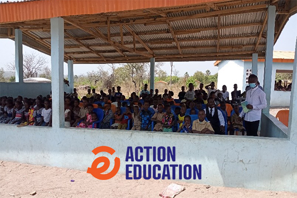 PrimeEnergy Cleantech Humanitaire Action Education